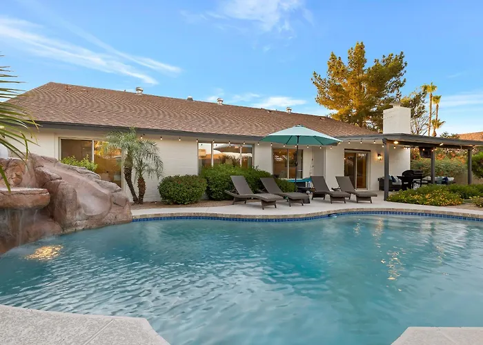 Heated Pool, Waterslide, Putting