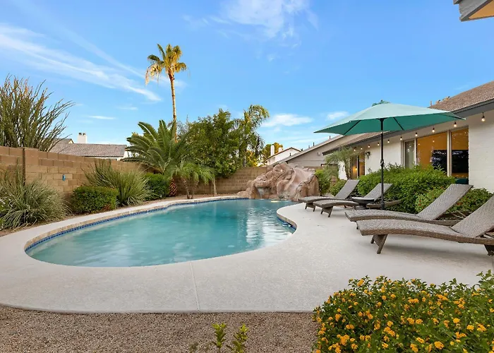 Heated Pool, Waterslide, Putting