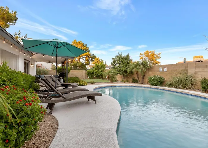 Heated Pool, Waterslide, Putting