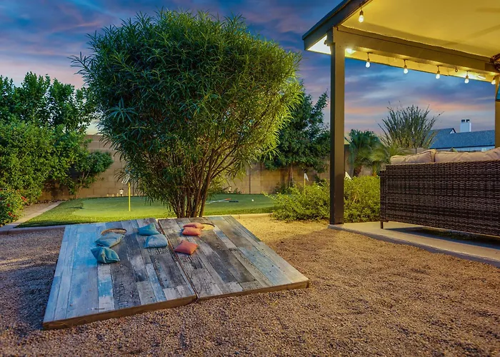 Heated Pool, Waterslide, Putting Phoenix